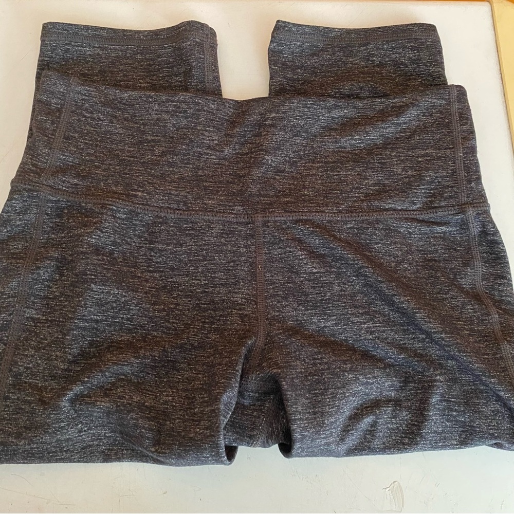 Athleta Crop Leggings Tights Gym Athleisure Heathered Gray Sz Small